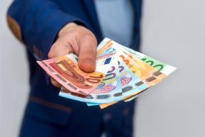 Naudas aizdevums Īstermiņa aizdevumi